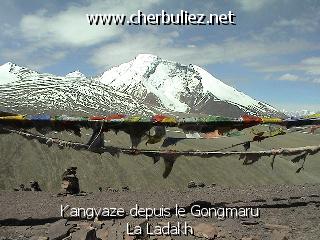 légende: Kangyaze depuis le Gongmaru La Ladakh
qualityCode=raw
sizeCode=half

Données de l'image originale:
Taille originale: 159713 bytes
Temps d'exposition: 1/425 s
Diaph: f/400/100
Heure de prise de vue: 2002:06:28 10:00:06
Flash: non
Focale: 42/10 mm
